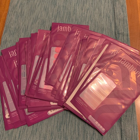 Jamberry Wraps - Lot of 45+ designs - Picture 2 of 2